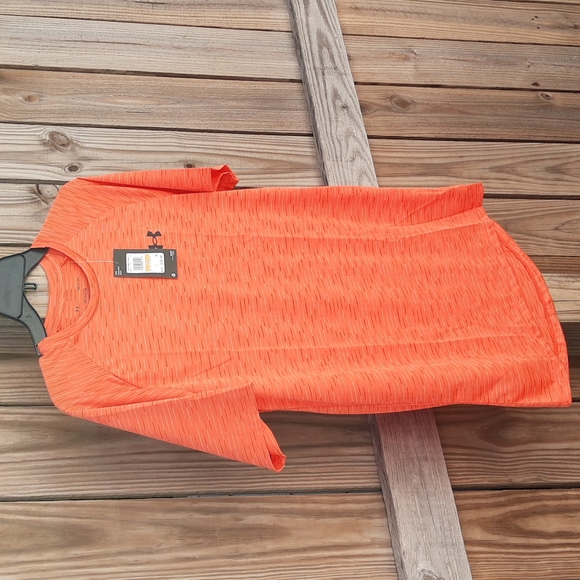 Under Armour Men's lightweight tee, size SM/P, orange color - Picture 1 of 6